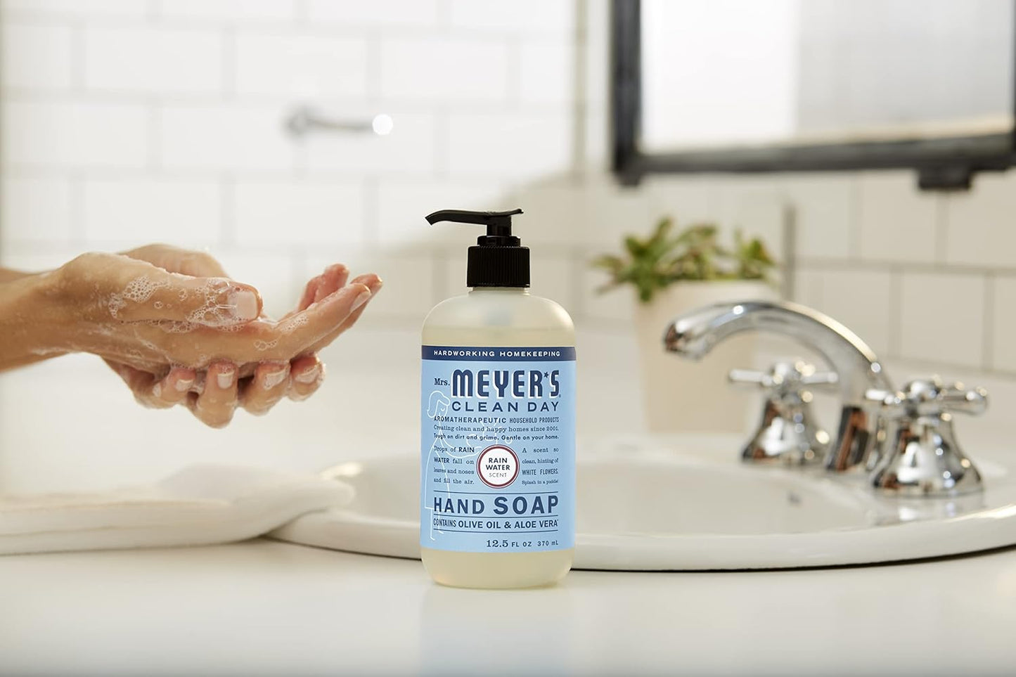 Pack of 3 MRS. MEYER'S CLEAN DAY Hand Soap, Made with Essential Oils, Biodegradable Formula, Rain Water