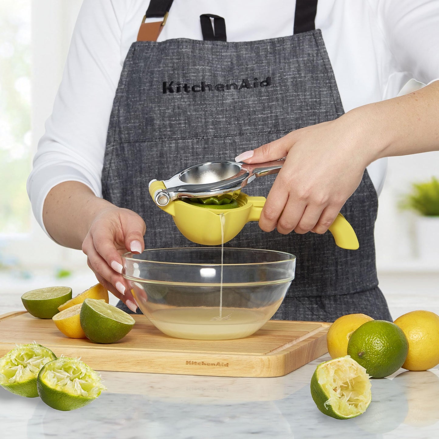 KitchenAid Citrus Juice Press Squeezer with Seed Catcher and Pour Spout